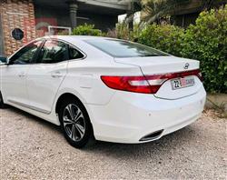 هيونداي أزيرا